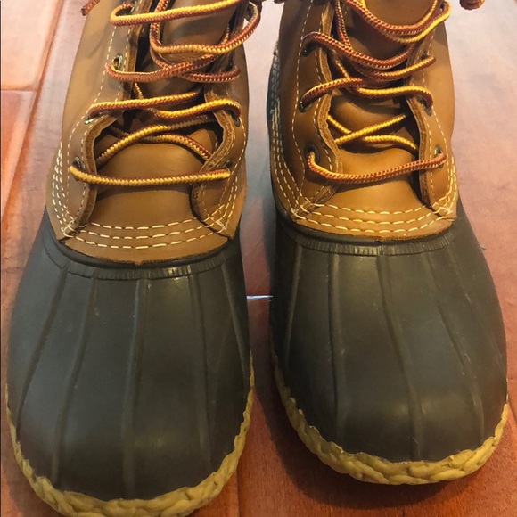 L.L. Bean 8” Thinsulate Duck Boots - Picture 7 of 7